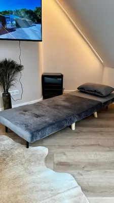 TV/Unterhaltungsangebot in der Unterkunft Stylisches Studio nahe Messe & Baldeneysee - Ruhig & perfekt angebunden