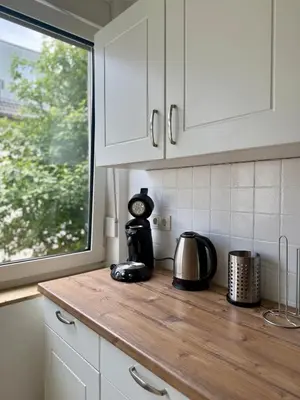 Küche/Küchenzeile in der Unterkunft Spacious 3-Bed Apartment WiFi, Netflix, Self Check-in