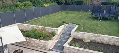 Ein Garten an der Unterkunft Gemütliche Ferienwohnung