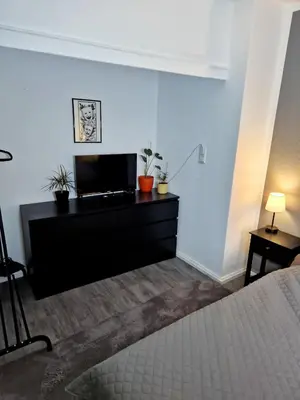 Ein Bett oder Betten in einem Zimmer der Unterkunft Business Apartment am Bergmannsheil KH Wlan