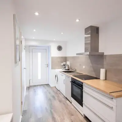 Sunnyside Apartment