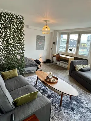 Ein Sitzbereich in der Unterkunft Stillvolles Apartment mitten in little Tokyo