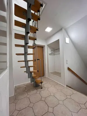 Grundriss der Unterkunft Helle 80qm Wohnung mit weitem Ausblick
