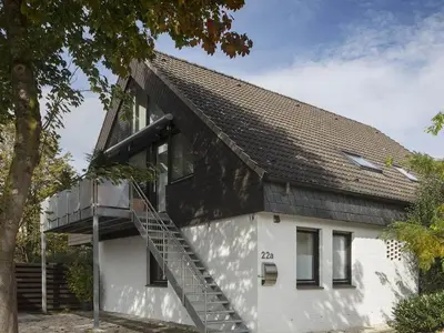 Das Gebäude in dem sich das Ferienhaus befindet