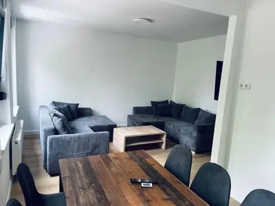 Ein Sitzbereich in der Unterkunft Große 80qm Wohnung mit mehreren Zimmern