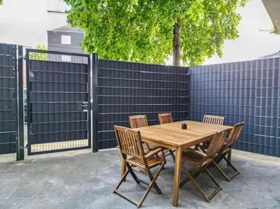 Ein Patio oder anderer Außenbereich in der Unterkunft Stylish apartment with terrace for up to 6 people