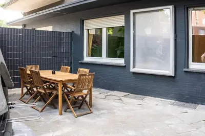 Ein Patio oder anderer Außenbereich in der Unterkunft Stylish apartment with terrace for up to 6 people