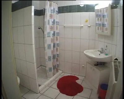 Ein Badezimmer in der Unterkunft Apartment am Rhein-Ruhr-Zentrum