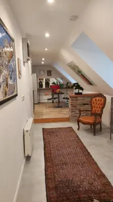 Ein Sitzbereich in der Unterkunft Möbliertes Apartment Zentrumnah
