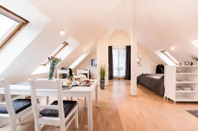 Ein Sitzbereich in der Unterkunft Parkside Apartment House