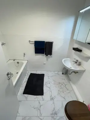 Ein Badezimmer in der Unterkunft Moderne und möblierte Wohnung!