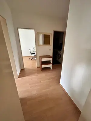 Grundriss der Unterkunft Apartment möbiliert Top lage 10min DUS Airport, Messe und Fussball Stadion