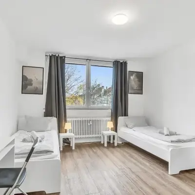 BEGE APARTMENTS Work Comfort