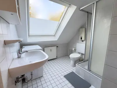 Ein Badezimmer in der Unterkunft BEGE APARTMENTS Business Oasis