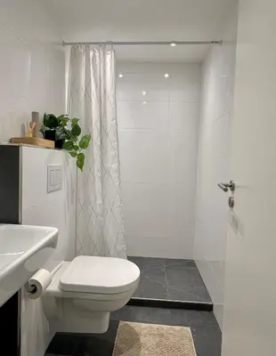 Ein Badezimmer in der Unterkunft LUNA & SOL APARTMENTS Essen