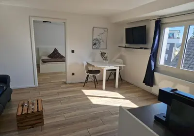 TV/Unterhaltungsangebot in der Unterkunft Bei Pina - Schöne Dachgeschosswohnung nahe Düsseldorf