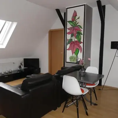 Bei Pina - Schöne Dachgeschosswohnung nahe Düsseldorf