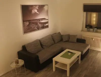 Ein Sitzbereich in der Unterkunft Schöne 2,5 Raum Wohnung Nähe Veltinsarena