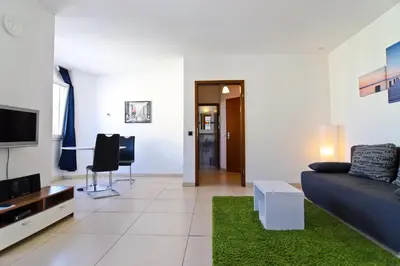 TV/Unterhaltungsangebot in der Unterkunft Top Apartmentwohnungen Heiligenhaus