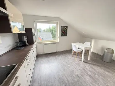 Küche/Küchenzeile in der Unterkunft Helle und Charmante Dachgeschosswohnung in Top-Lage