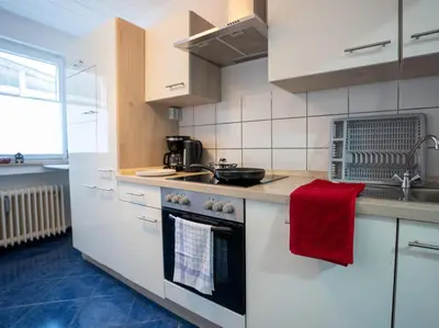Küche/Küchenzeile in der Unterkunft Serviceroom24 - Apartment 2 in Gladbeck WLAN - Smart-TV - 24-7 Check-in und Küche