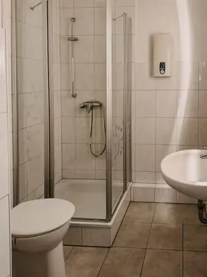 Ein Badezimmer in der Unterkunft Ruhig wohnen zwischen Essen und Mülheim! BÖ1