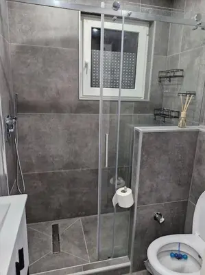 Ein Badezimmer in der Unterkunft 3-Zimmer Wohnung in Ratingen - Nähe Düsseldorf Messe & Flughafen