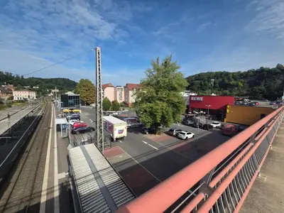 Ein allgemeiner Bergblick oder ein Berglick von der Ferienwohnung aus