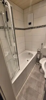 Ein Badezimmer in der Unterkunft Monteurwohnung in Marl - Lipper 70 - 2OGR