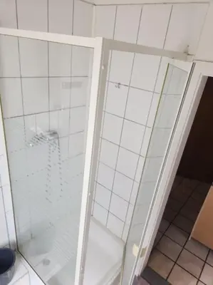 Ein Badezimmer in der Unterkunft Monteurwohnung in Marl - Lipper 70 - 2OGL