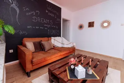 Ein Sitzbereich in der Unterkunft brick & cozy - City - Netflix - Wifi - 4 Person
