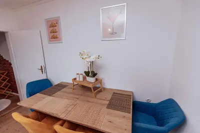 Ein Sitzbereich in der Unterkunft brick & cozy - City - Netflix - Wifi - 4 Person
