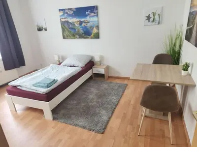 Ein Bett oder Betten in einem Zimmer der Unterkunft Monteurunterkunft Nähe CentrO Oberhausen - 1OGR