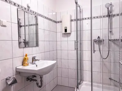 Ein Badezimmer in der Unterkunft T&K Apartments - Duisburg - 1-3 Zimmer Apartments