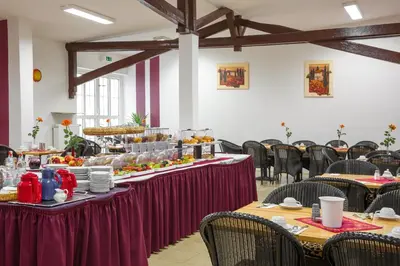 Essen im Hotel oder in der Nähe