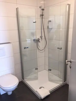 Ein Badezimmer in der Unterkunft Hotel Restaurant Mirena