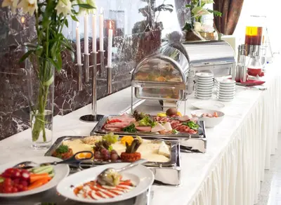 Essen im Hotel oder in der Nähe