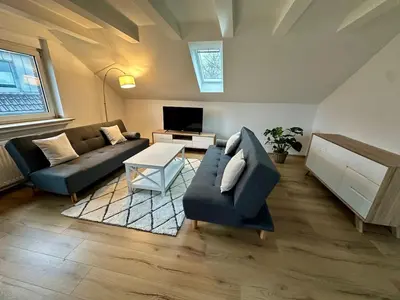 TV/Unterhaltungsangebot in der Unterkunft Helle 2-Zimmer Ferienwohnung mit 4 Betten, Nähe Innenstadt in ruhiger Lage
