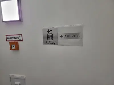 Ein Zertifikat, Auszeichnung, Logo oder anderes Dokument, das in der Unterkunft Hotel Essen mit Apartments ausgestellt ist