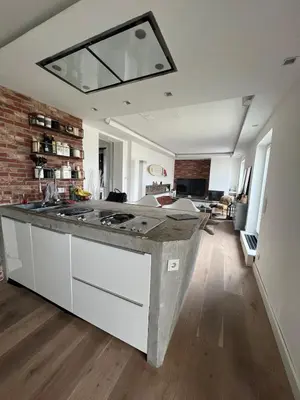 Küche/Küchenzeile in der Unterkunft Private Loft with Rooftop & Jacuzzi in City Center