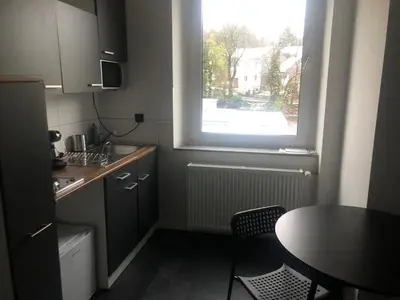 Küche/Küchenzeile in der Unterkunft ENSAS Ferienwohnung Wuppertal Uellendahl-Katernberg 1Zi Apart