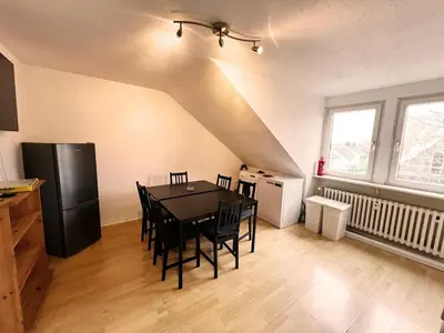 Ein Sitzbereich in der Unterkunft homes of ruhr - Monteurwohnung Hütte