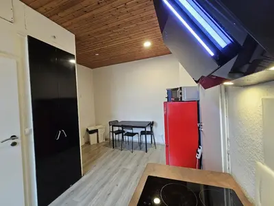 Küche/Küchenzeile in der Unterkunft homes of ruhr - Monteurwohnung Meißel