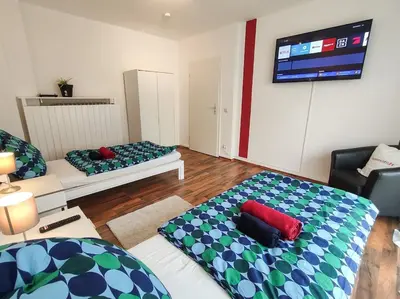 Ein Bett oder Betten in einem Zimmer der Unterkunft homes of ruhr - Monteurwohnung Schimanski