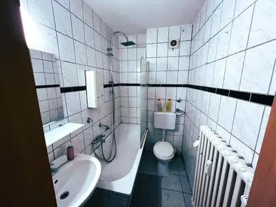 Ein Badezimmer in der Unterkunft homes of ruhr - Monteurwohnung Förderturm