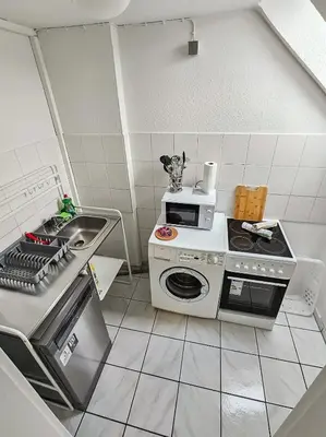 Küche/Küchenzeile in der Unterkunft homes of ruhr- Monteurwohnung Kabuff