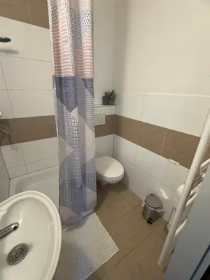 Ein Badezimmer in der Unterkunft Gemütlich und zentral 5 Minuten zum Hauptbahnhof