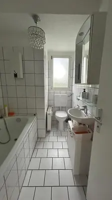 Ein Badezimmer in der Unterkunft Mia Ein Zimmer für 2 Personen in eine WG