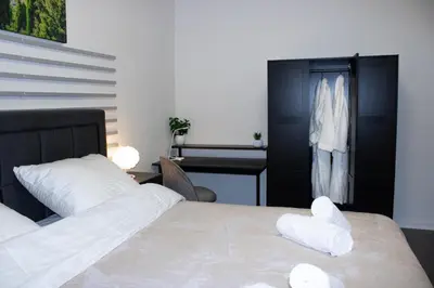 Ein Bett oder Betten in einem Zimmer der Unterkunft Modernes 3 Zimmer Apartment !