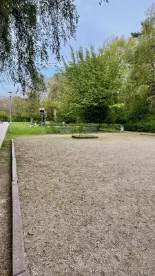 Ein Garten an der Unterkunft Fachwerk Maisonette Wohnung mit Stadtblick
